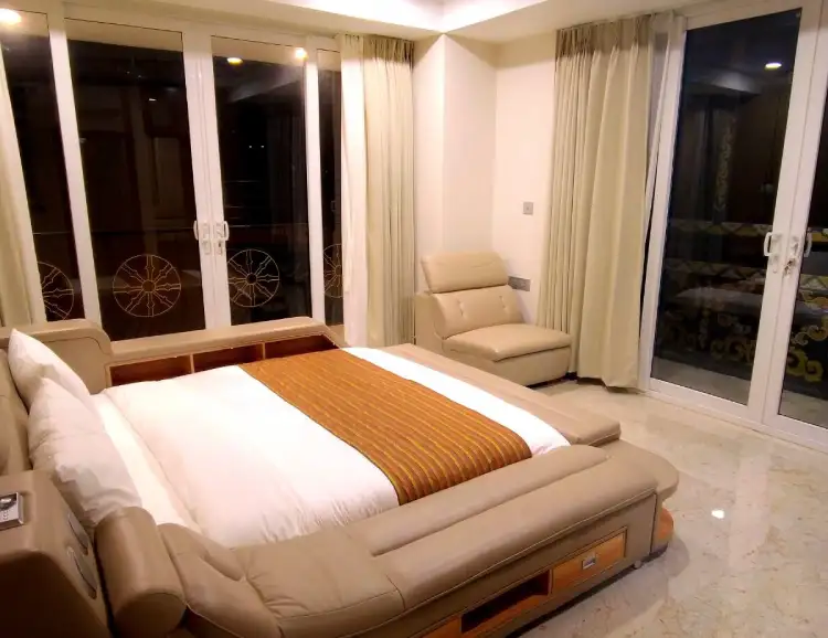 HOTEL LOTUS VILLA presidential-suite-with