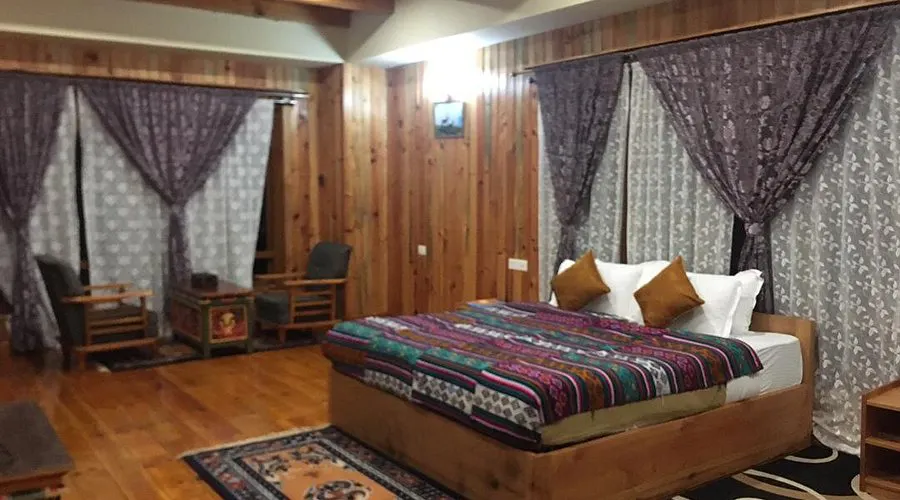 Jampelyang Hotel