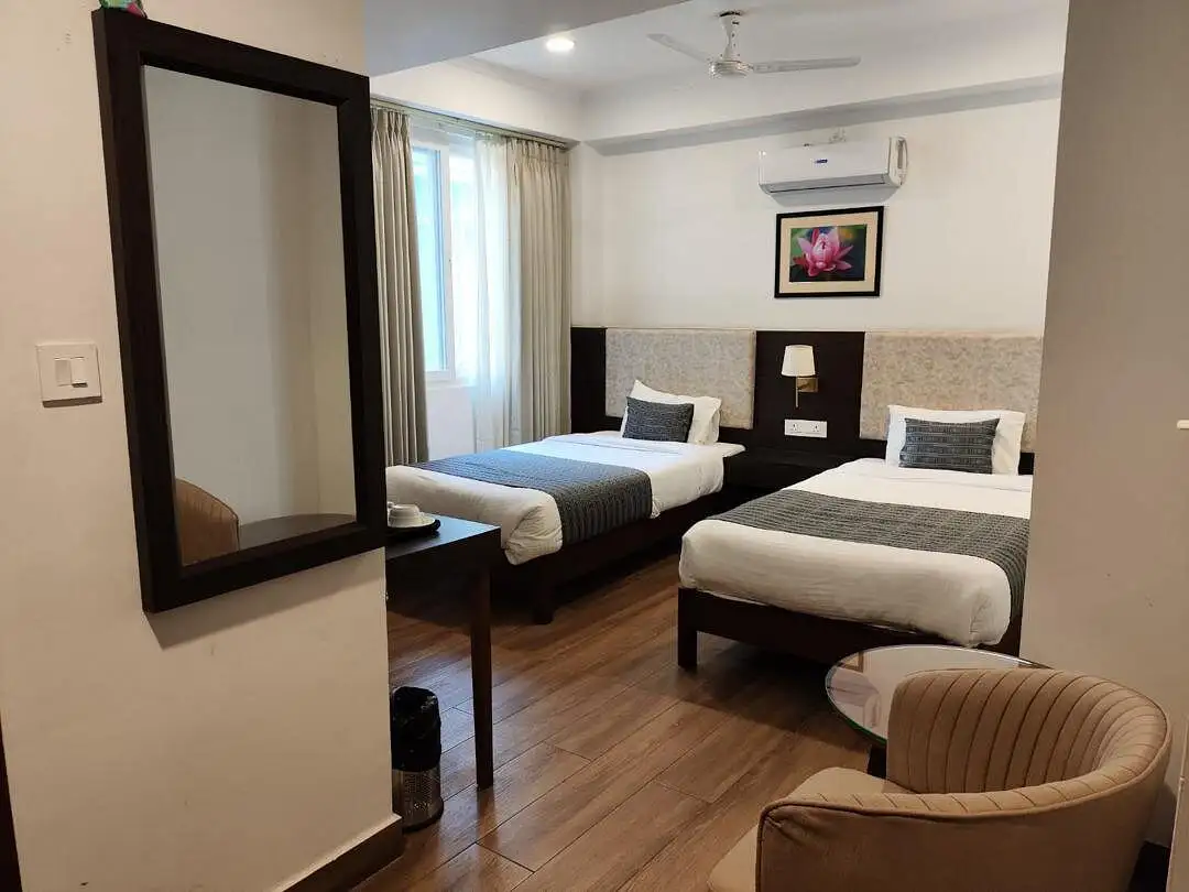 Meto Pema Hotel Rooms