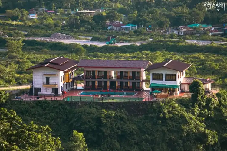 Zeebar Resort