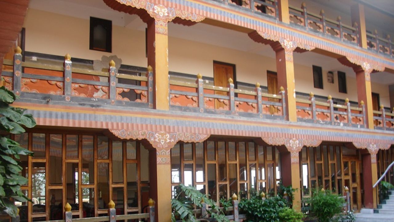 Druk Zhongar Hotel in Mongar town providing comfortable rooms, local Bhutanese style interiors, and convenient access to eastern Bhutan landmarks.