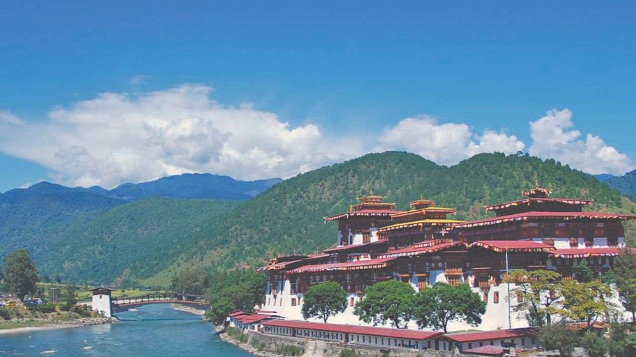 Breathtaking view of the punakha dzong